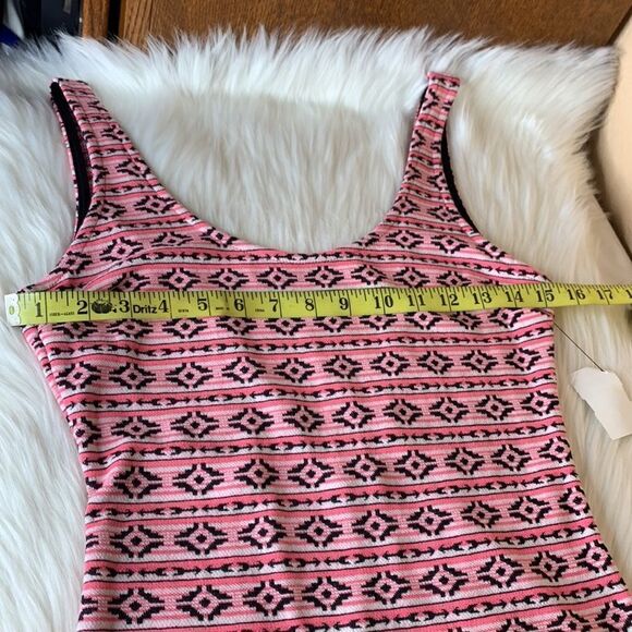 Akira Chicago Red Label Aztec Print Low Back BodyCon Dress Size Small - Picture 10 of 12